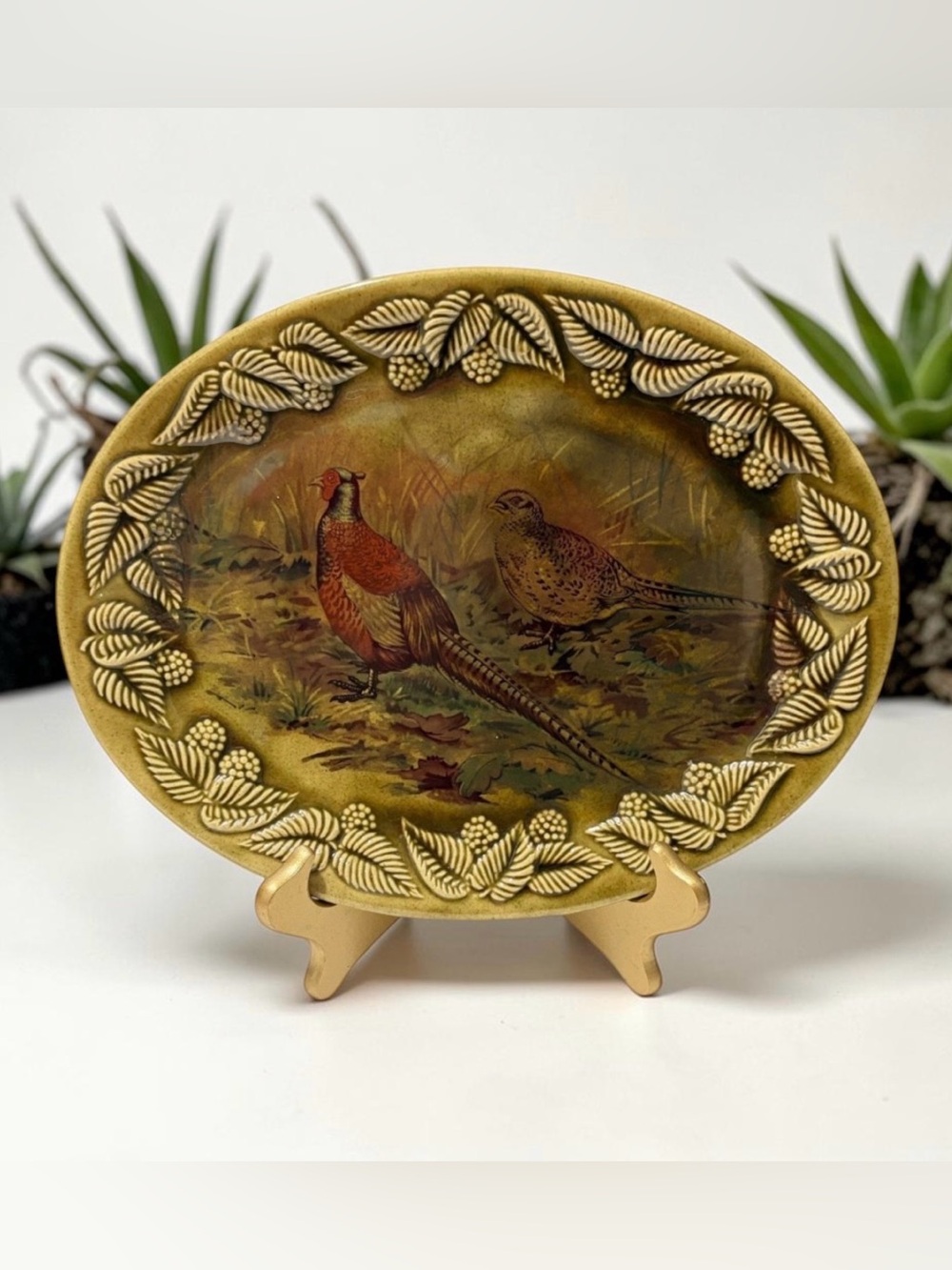 Vtg Pheasant Game Bird Oval Ceramic Platter Relief Leaf Border Olive Green